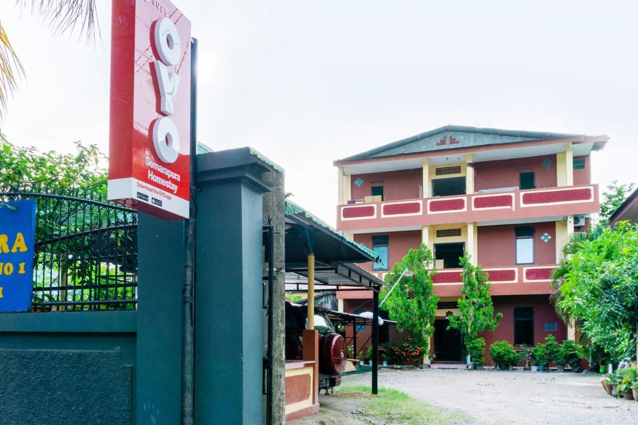 OYO 3095 Semarapura Homestay Makassar Bagian luar foto
