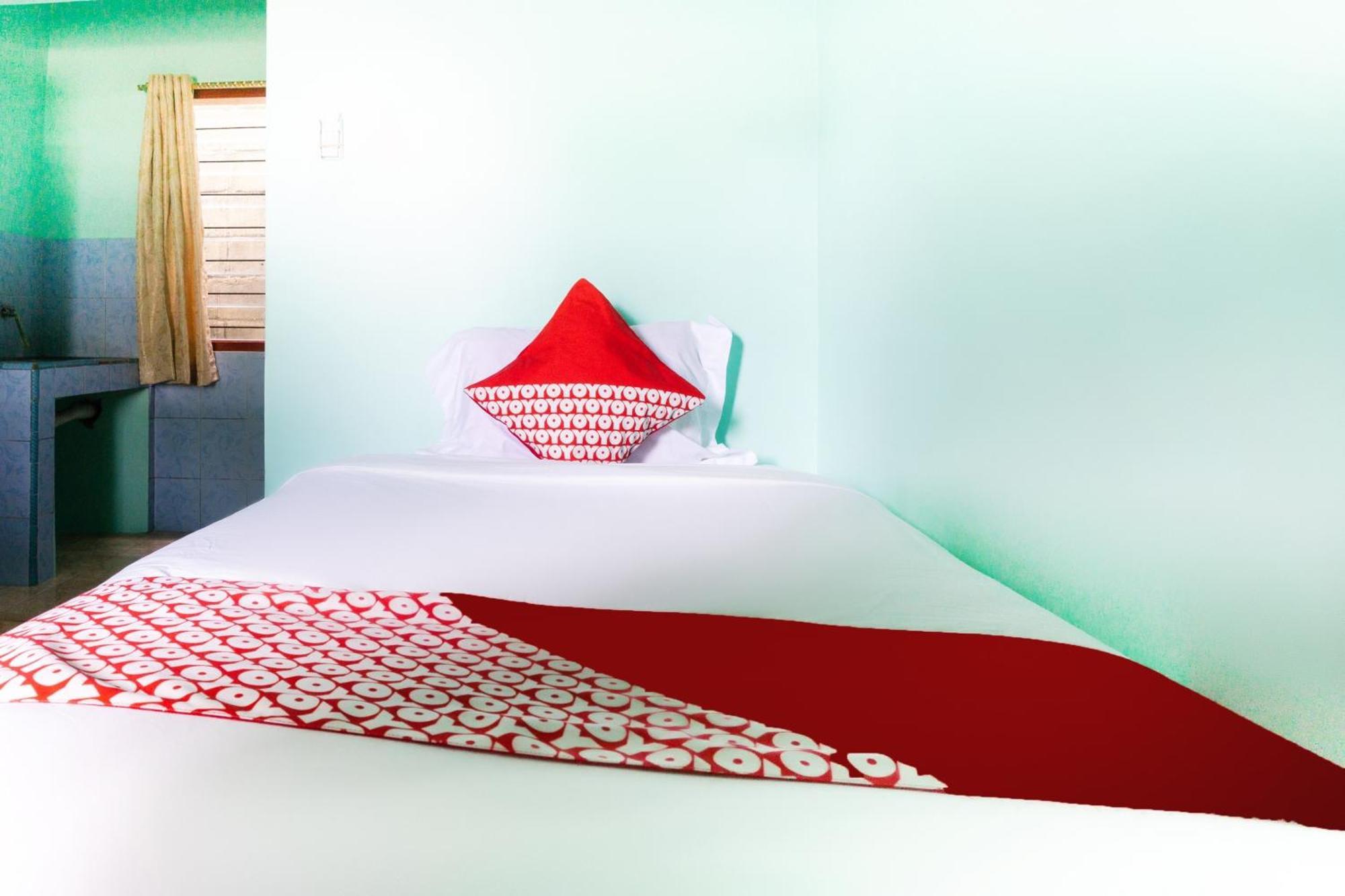 OYO 3095 Semarapura Homestay Makassar Bagian luar foto